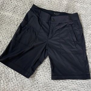 Athleta Trekkie bermuda short